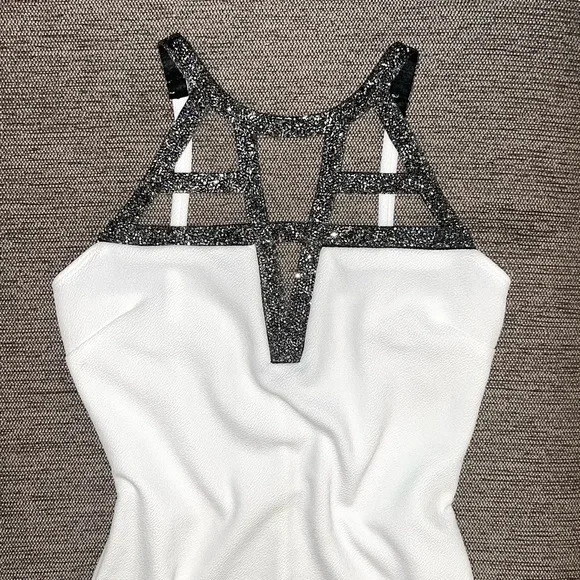 Charlotte Russe White and gray sparkly geometric moon rock mini cocktail dress! - Picture 6 of 15